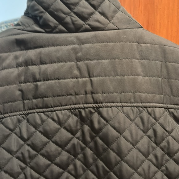 Denim&Co Quilted Forrest Green Fleece Vest - Picture 7 of 7